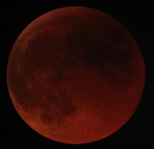 Luna fotografiata de la Observatorul Astronomic