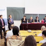 Performanţa absolvenţilor Facultăţii de Matematică şi Informatică, distinşi cu titlul de Antreprenorul Lunii de către ambasada SUA, prezentă pe larg în media naţională