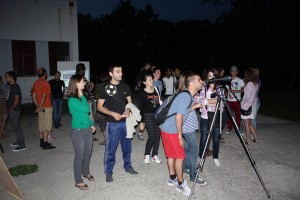 Public la observarea eclipsei de Luna 15.06.2011